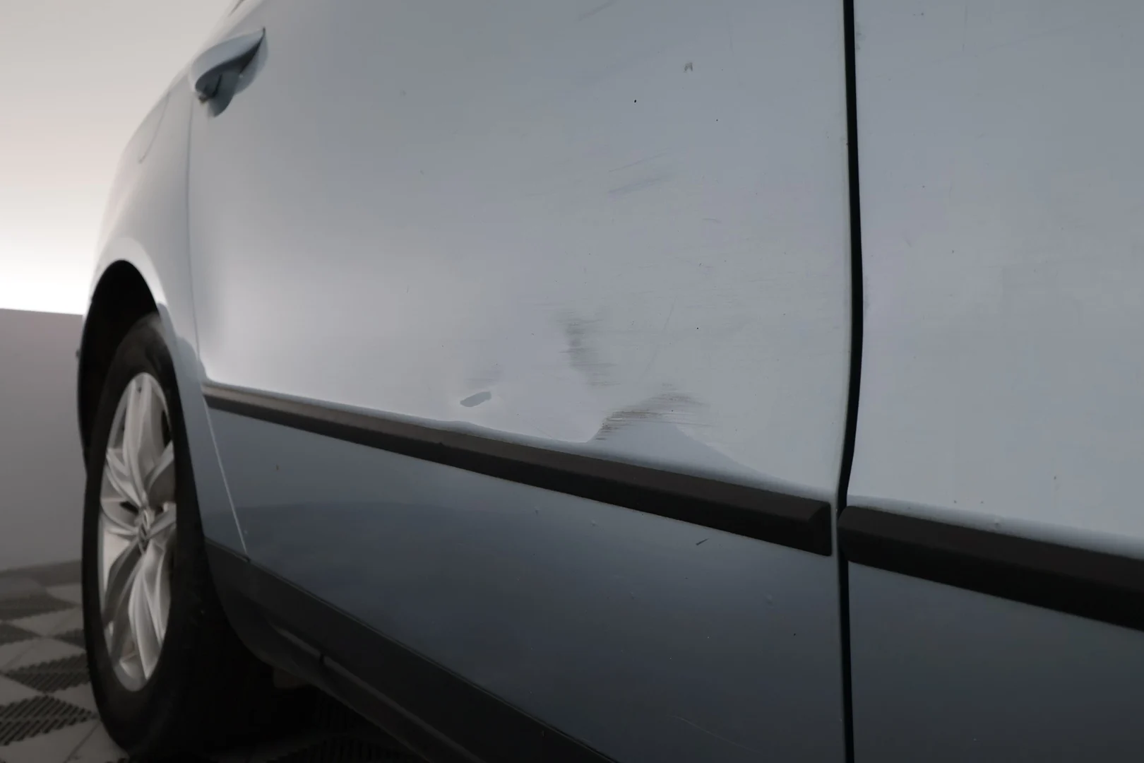 Car Image - 5XGtDcDlH7wGq30MmwHYoQ