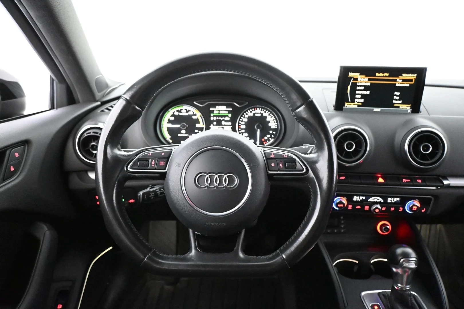 Car Image - 2T1Z4gp8GkD3vFnDovLffi