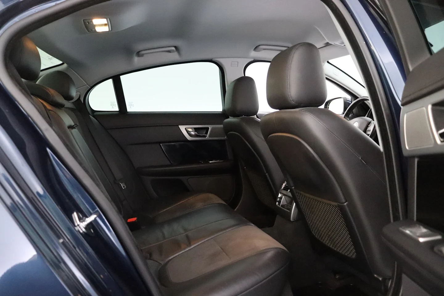 Car Image - 7B6jvSKzw6uVCqlb49rIGX