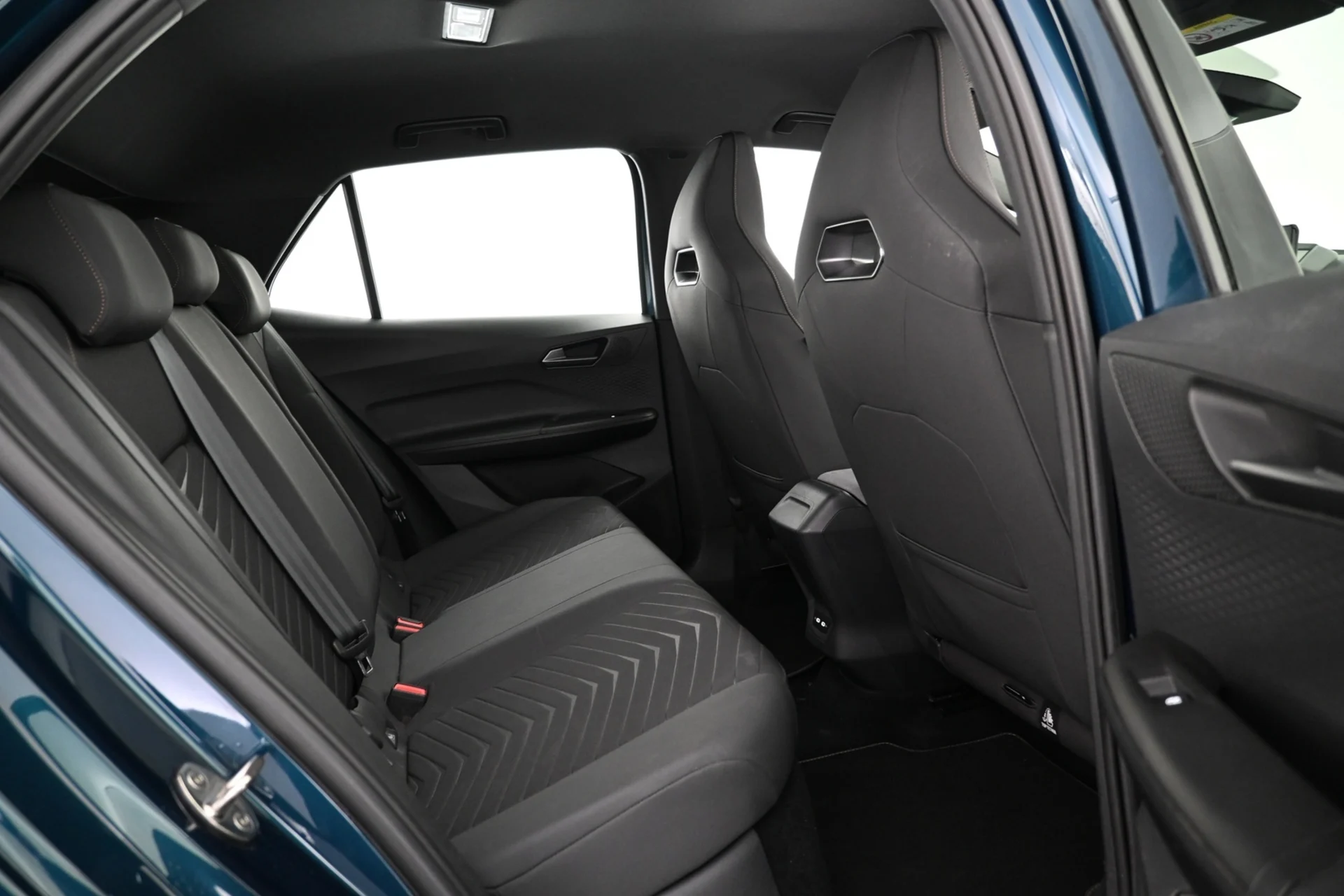 Car Image - 3THDohmwobnJBFyquYt0kX