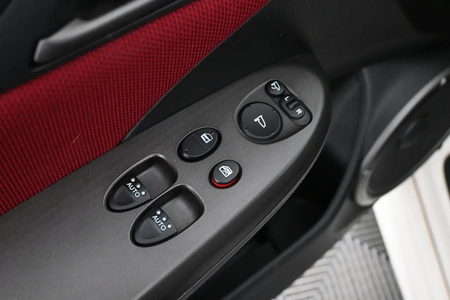 Car Image - 6zcGj0xcEsodsyhgMDyvZi