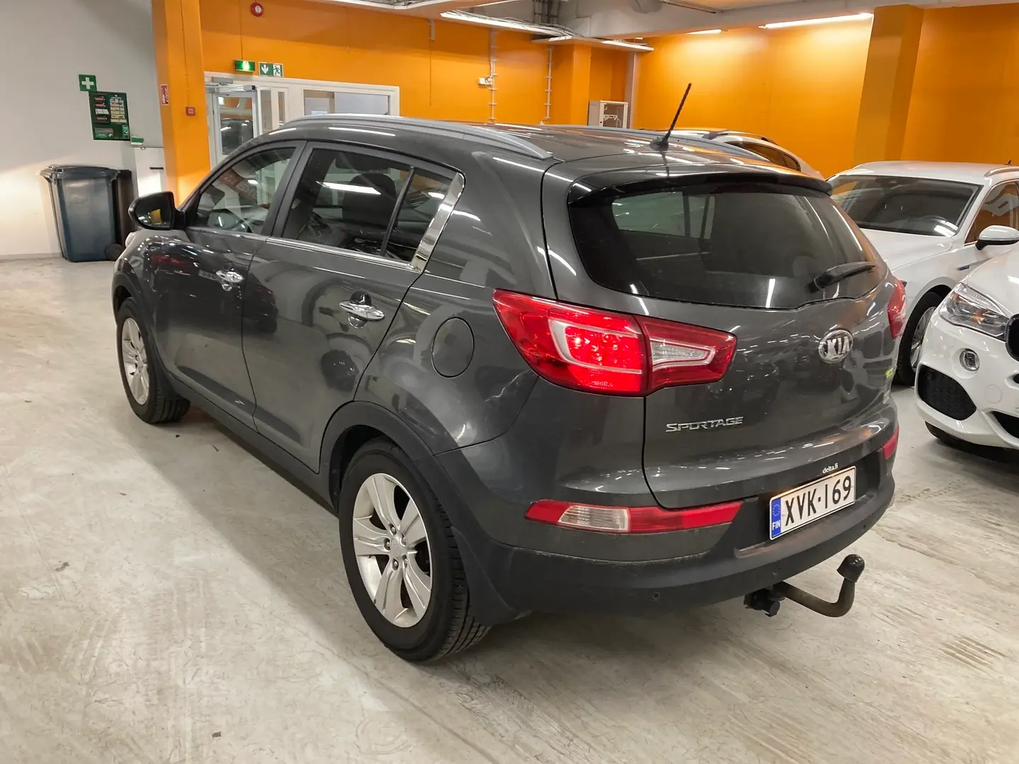 Car Image - 7bsJpUb39fROl6dMJD6Jjw