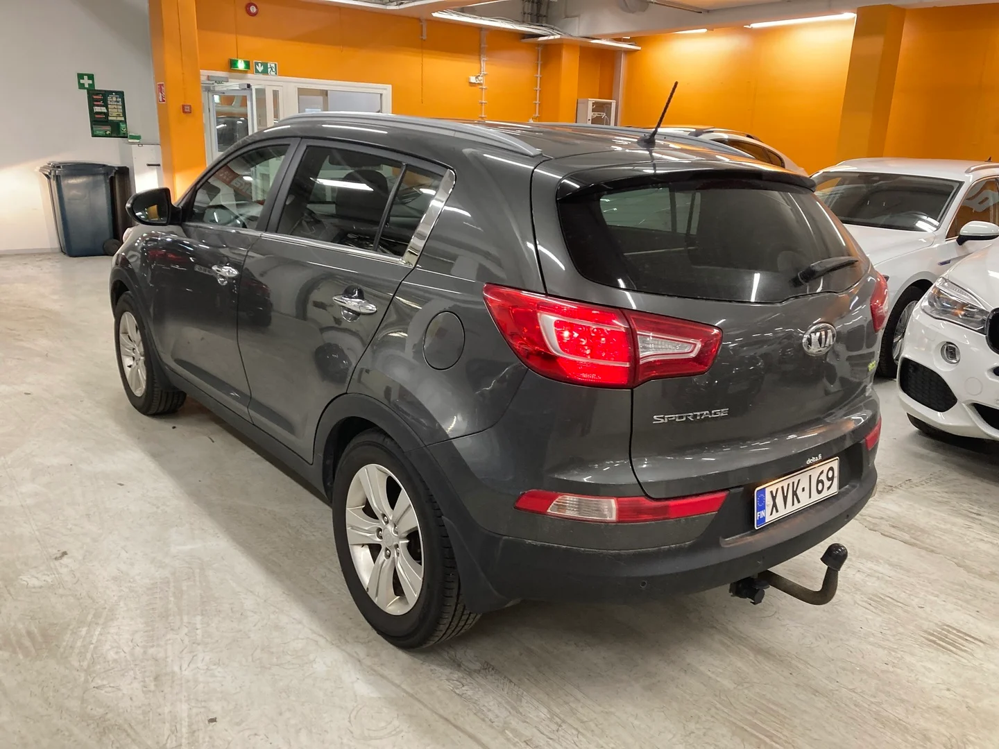 Car Image - 7bsJpUb39fROl6dMJD6Jjw