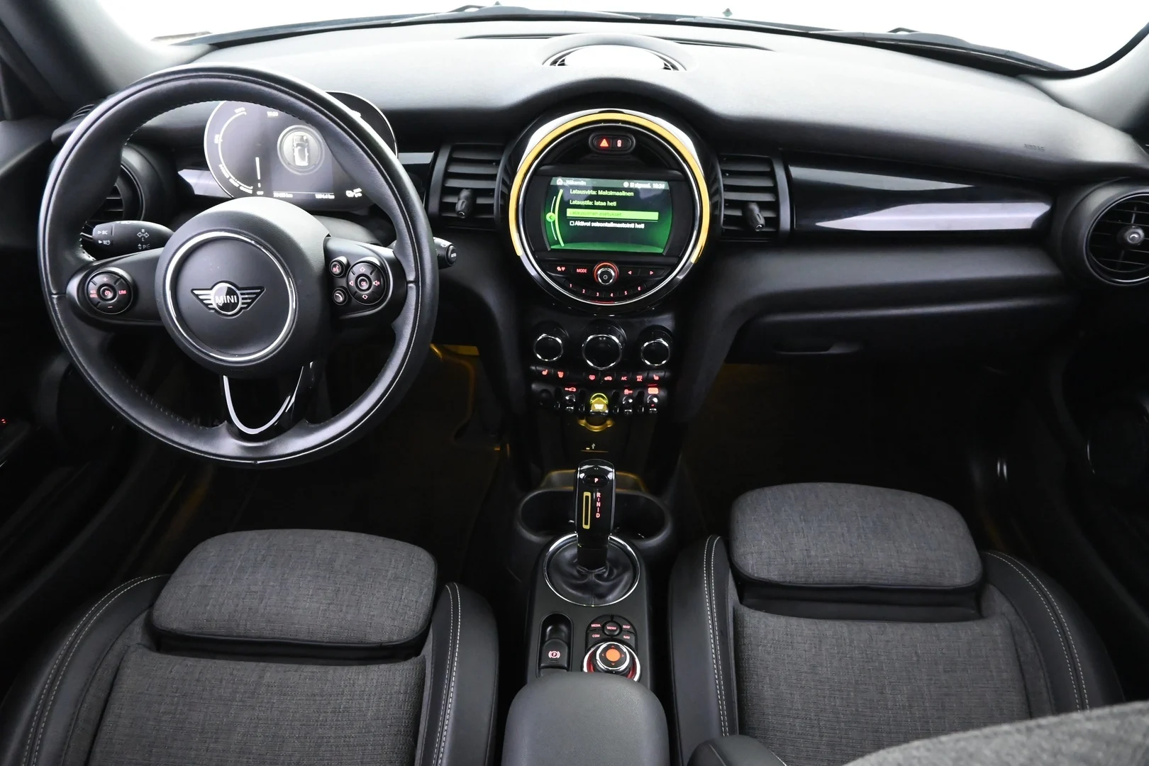 Car Image - 3D2iFmZ2QS24s0luKgtSNB