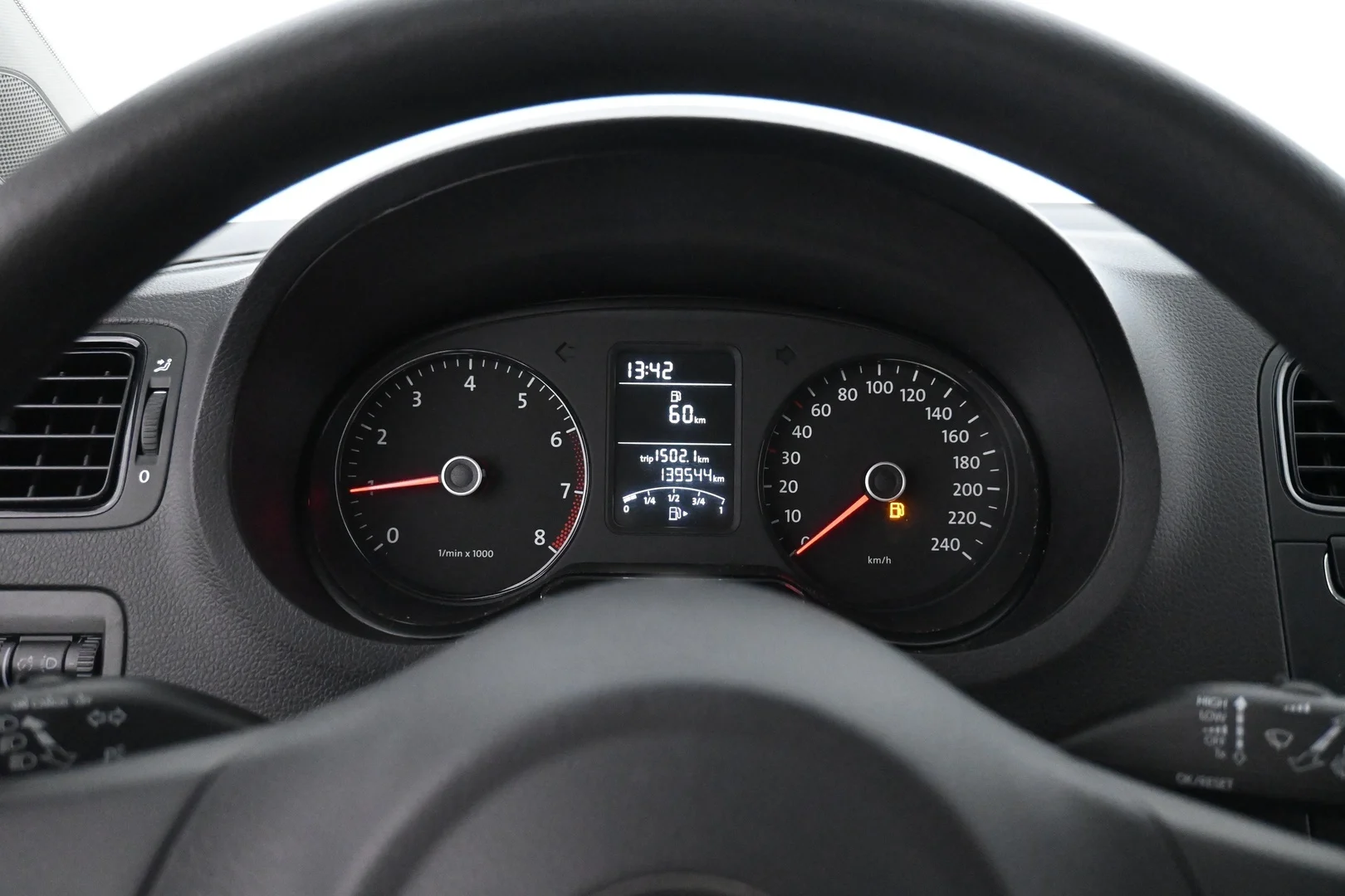 Car Image - 6DQIobg6h1TOzk7xocfFdj