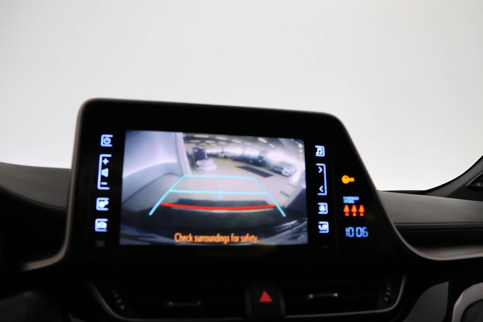 Car Image - w2AOy3omvNJ0c2dxHqdAF