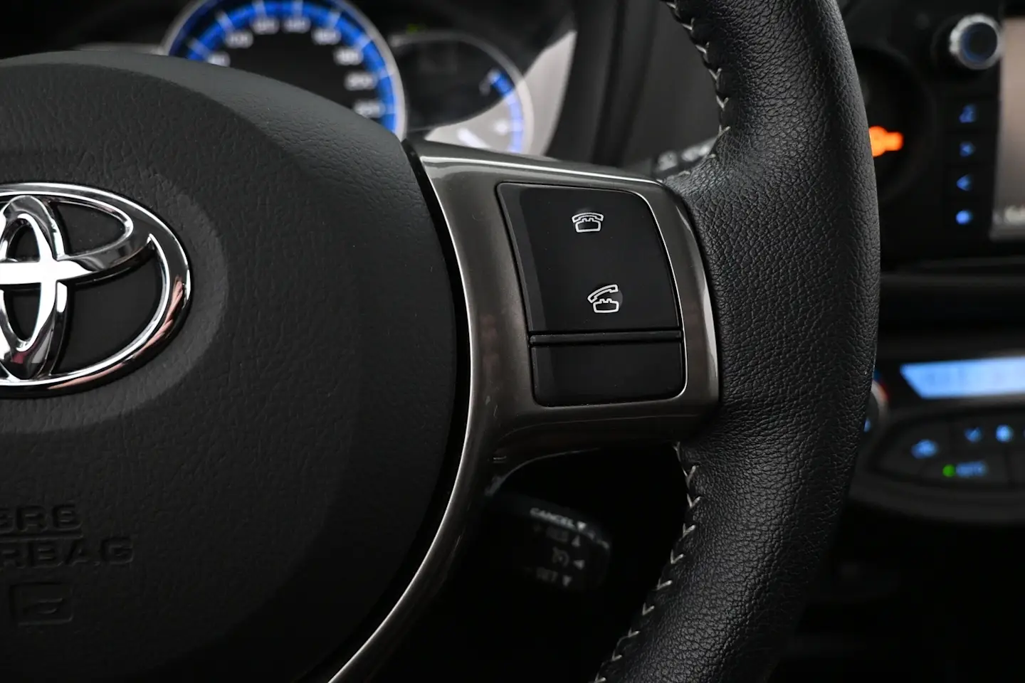 Car Image - 5hSmcreshy2YiwcCDxzW0U