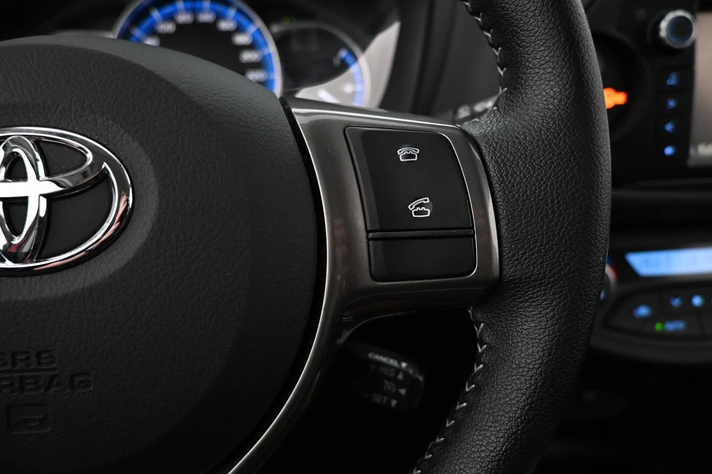 Car Image - 5hSmcreshy2YiwcCDxzW0U