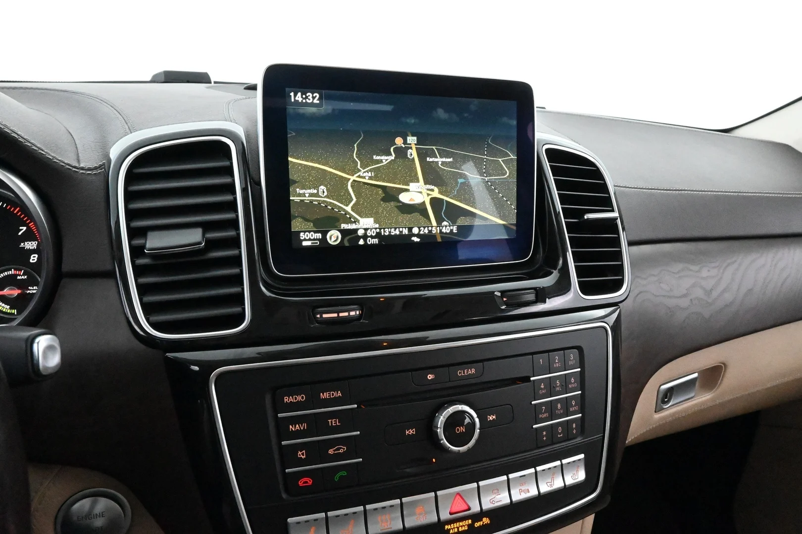 Car Image - 45cXTwuheaUHWnWoXcv8yq