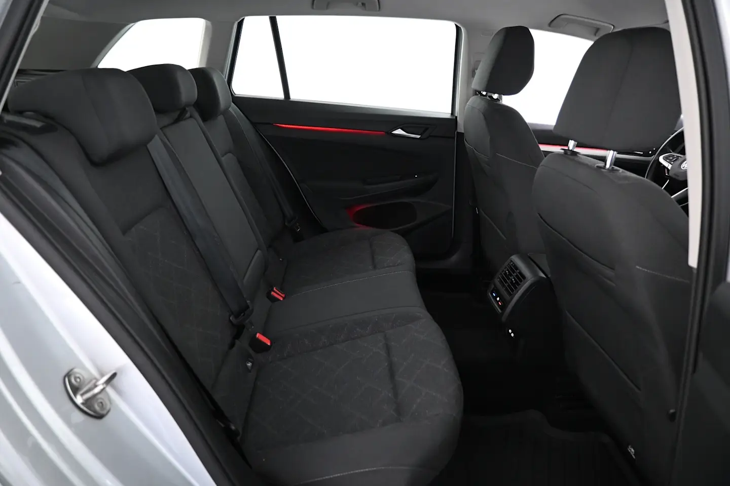 Car Image - 664UHQ4V7l3HPxwfVvtZOW