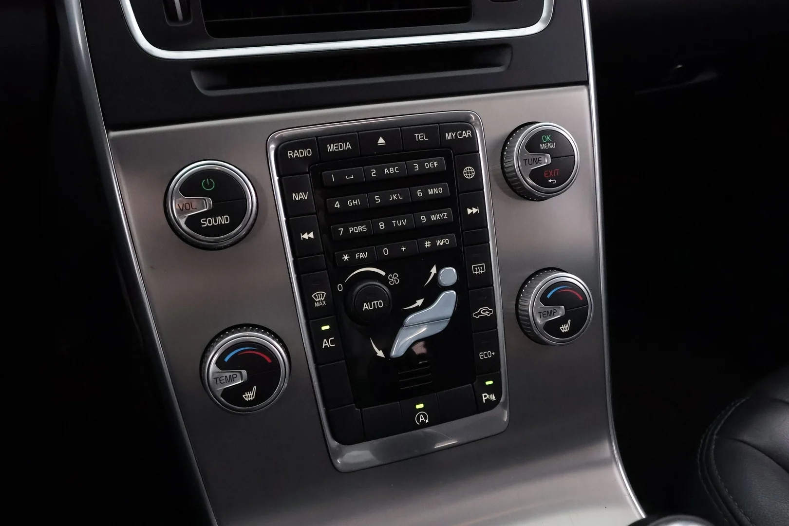 Car Image - 1k9Y3kE85QU2mg2N5uxWPR