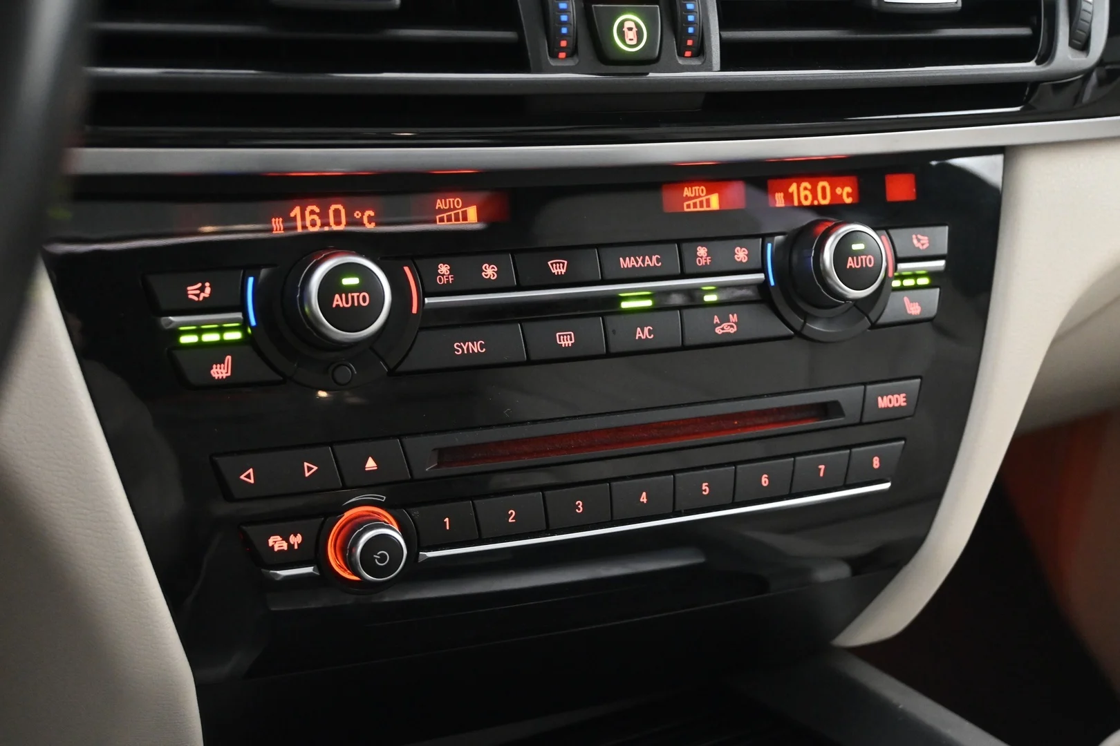 Car Image - 4cuB1QG3fuAqQtSdodooB0