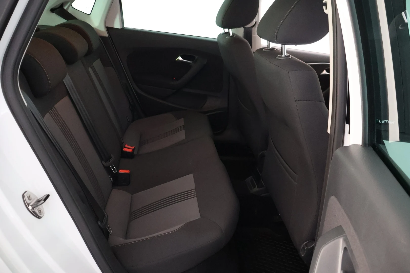 Car Image - 6hjgUtn70HiOOo4BN3vk3G