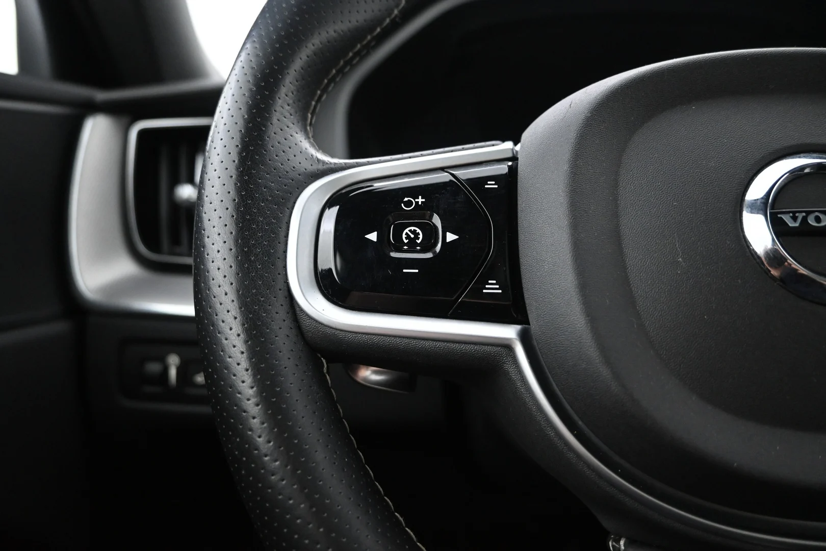 Car Image - 6nBpDSyflAhm2mtBn0LqYi