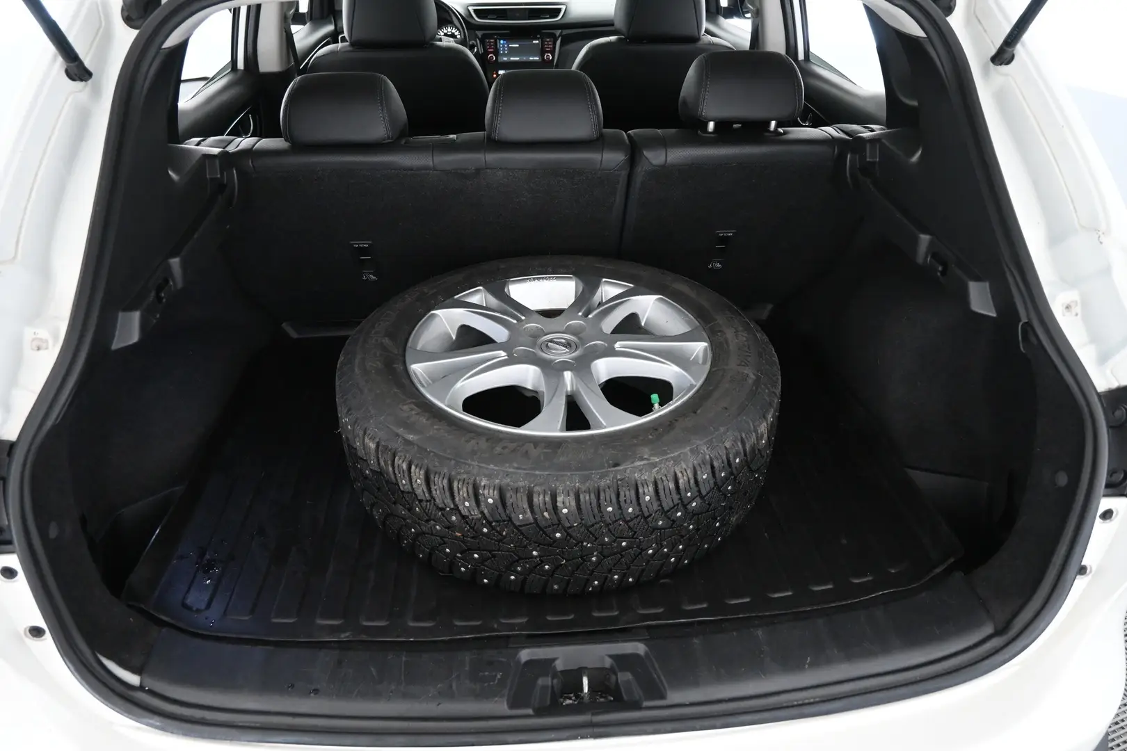 Car Image - 1MGIC0FVSPmGS2zkKDiKN2