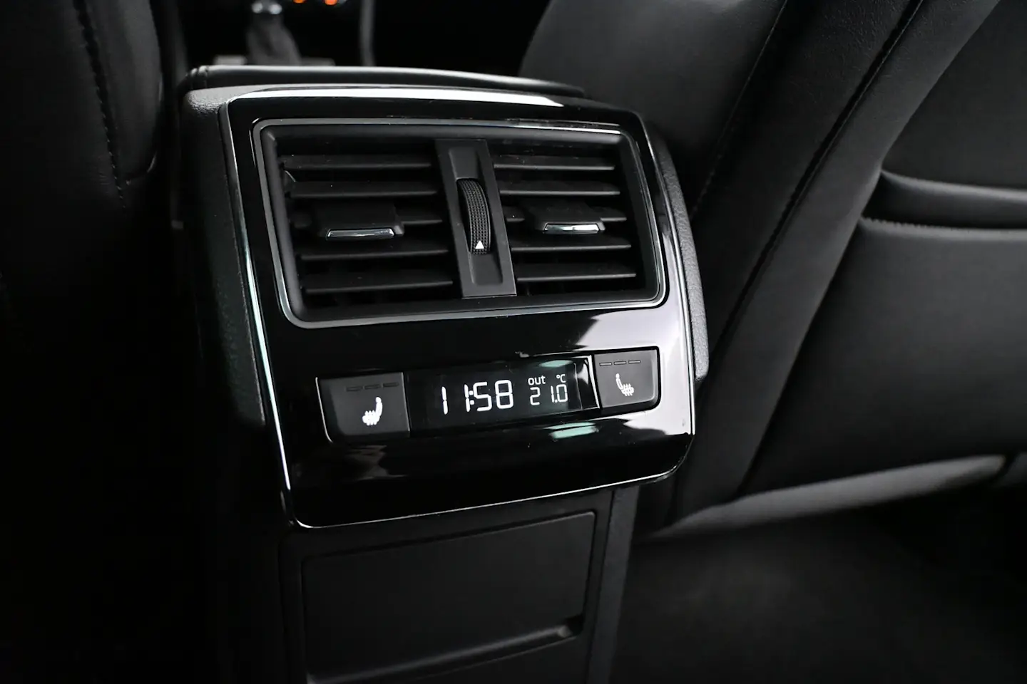 Car Image - 3Ys8Dvk4iLEfbnjJ4UrdPg