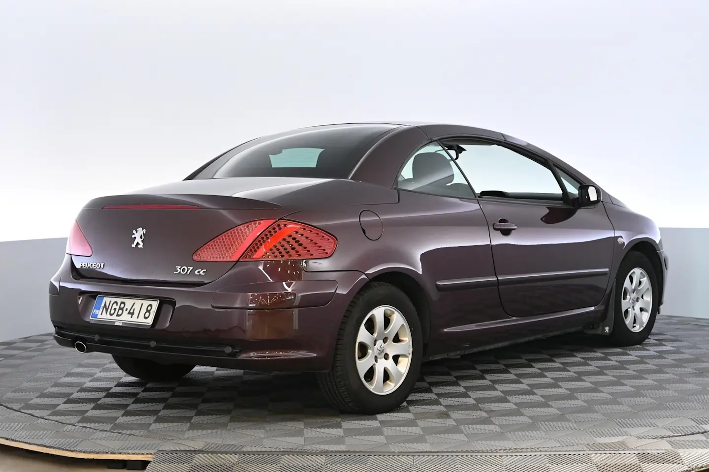 Car Image - 5neDdy8WPpiPPT0KJ58zfA