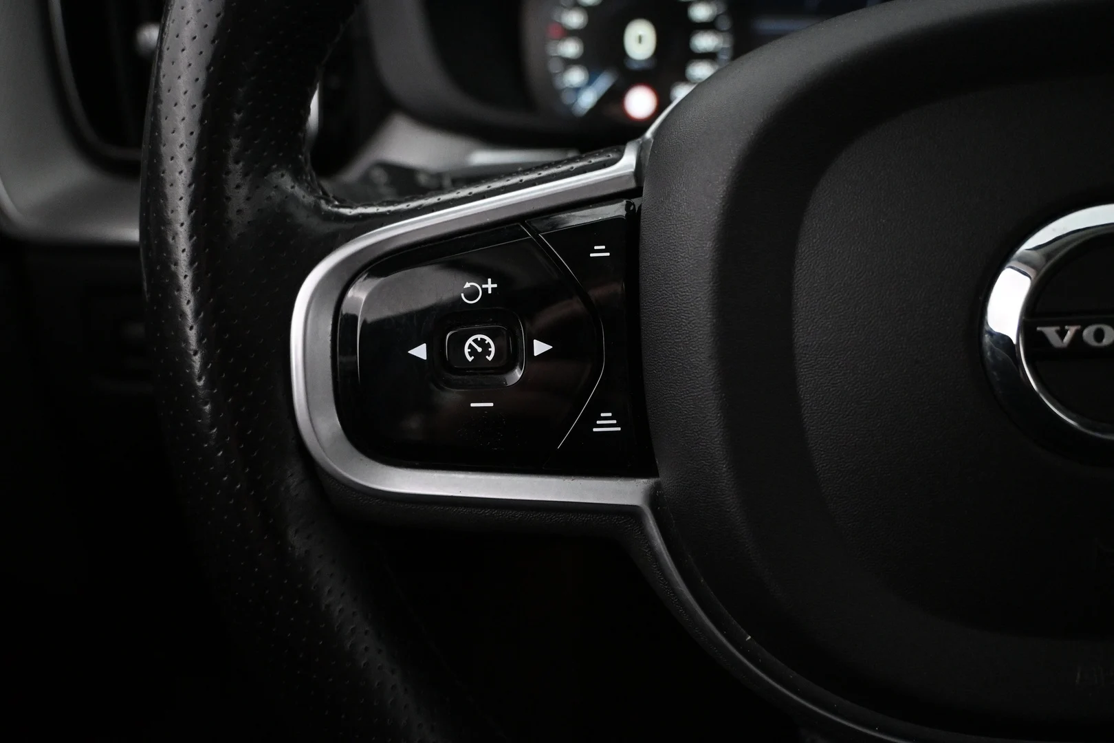 Car Image - 49EhF0f5gg22xxBRqOzEHq