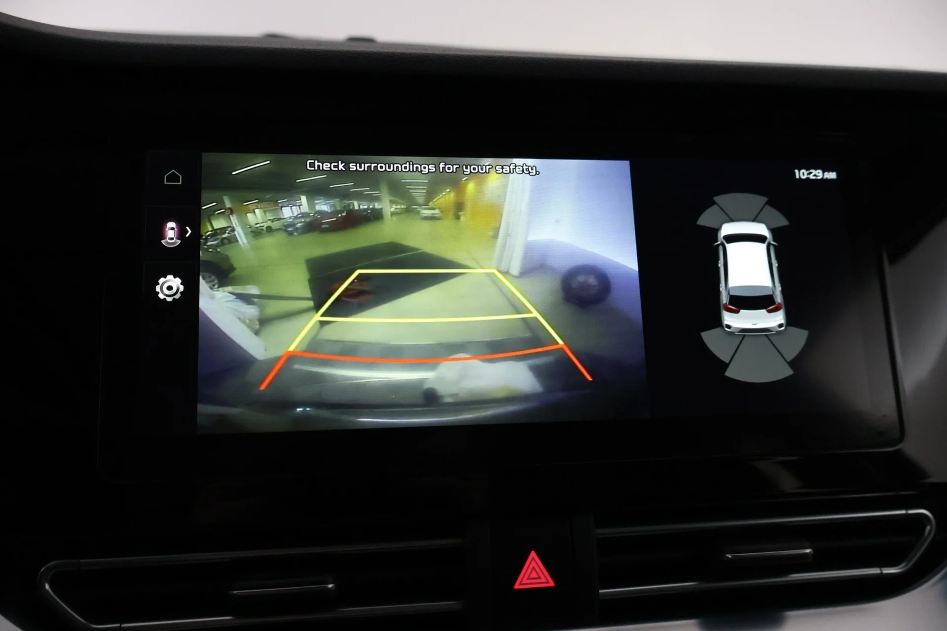 Car Image - 1AxHuE1o3hVcBGklqWi4FH