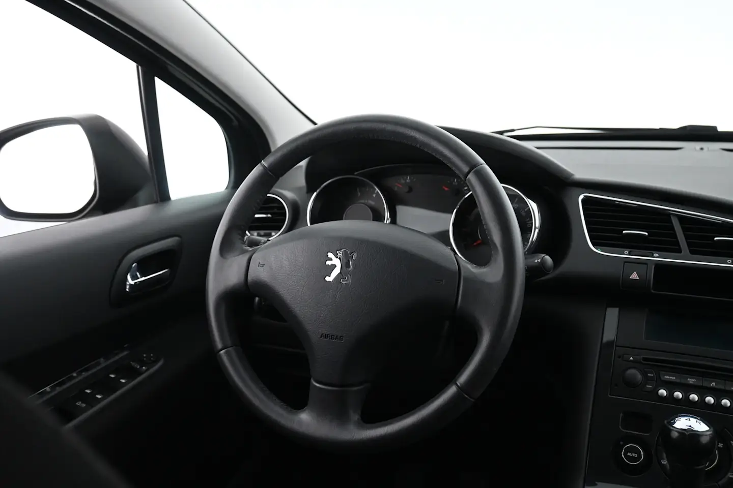 Car Image - 2hOf7BvHrqgQ8fqycjZKNK