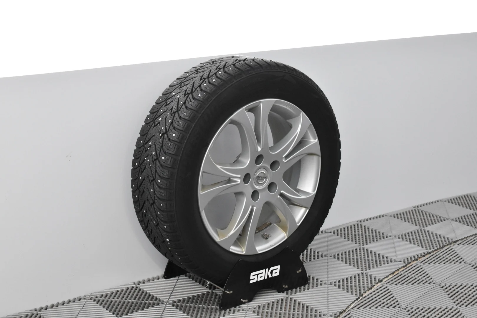 Car Image - 1HKHPivPqvbv8cqzHVoSrW