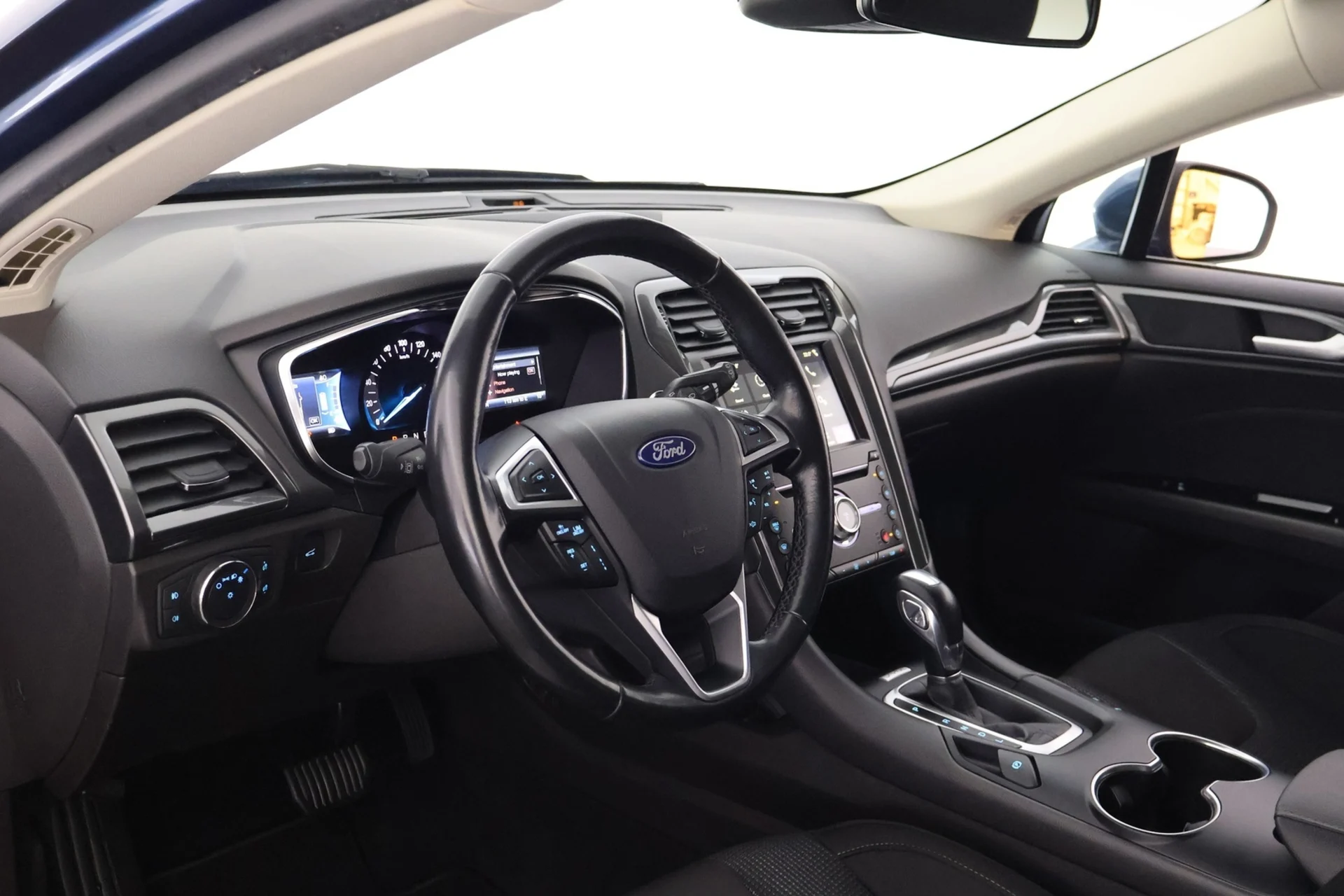 Car Image - 41xNm5eVGZkeySQj1LJCve