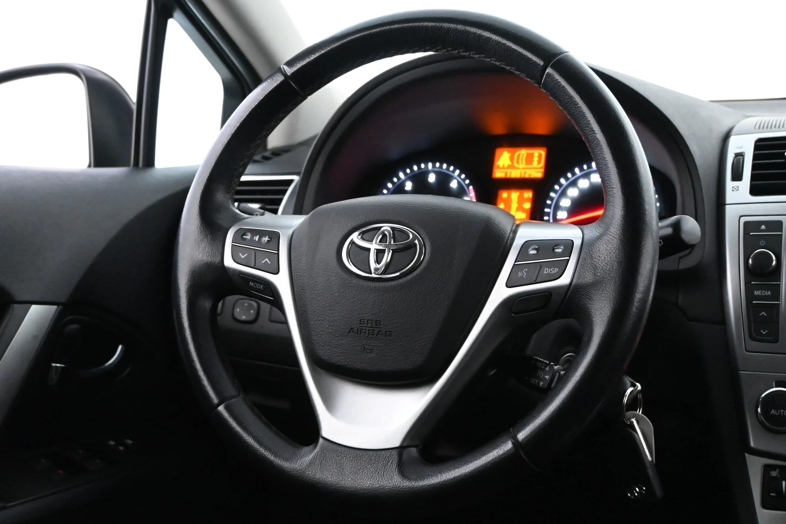 Car Image - 6TJyBNwhT4nBvRR3lcjoFH