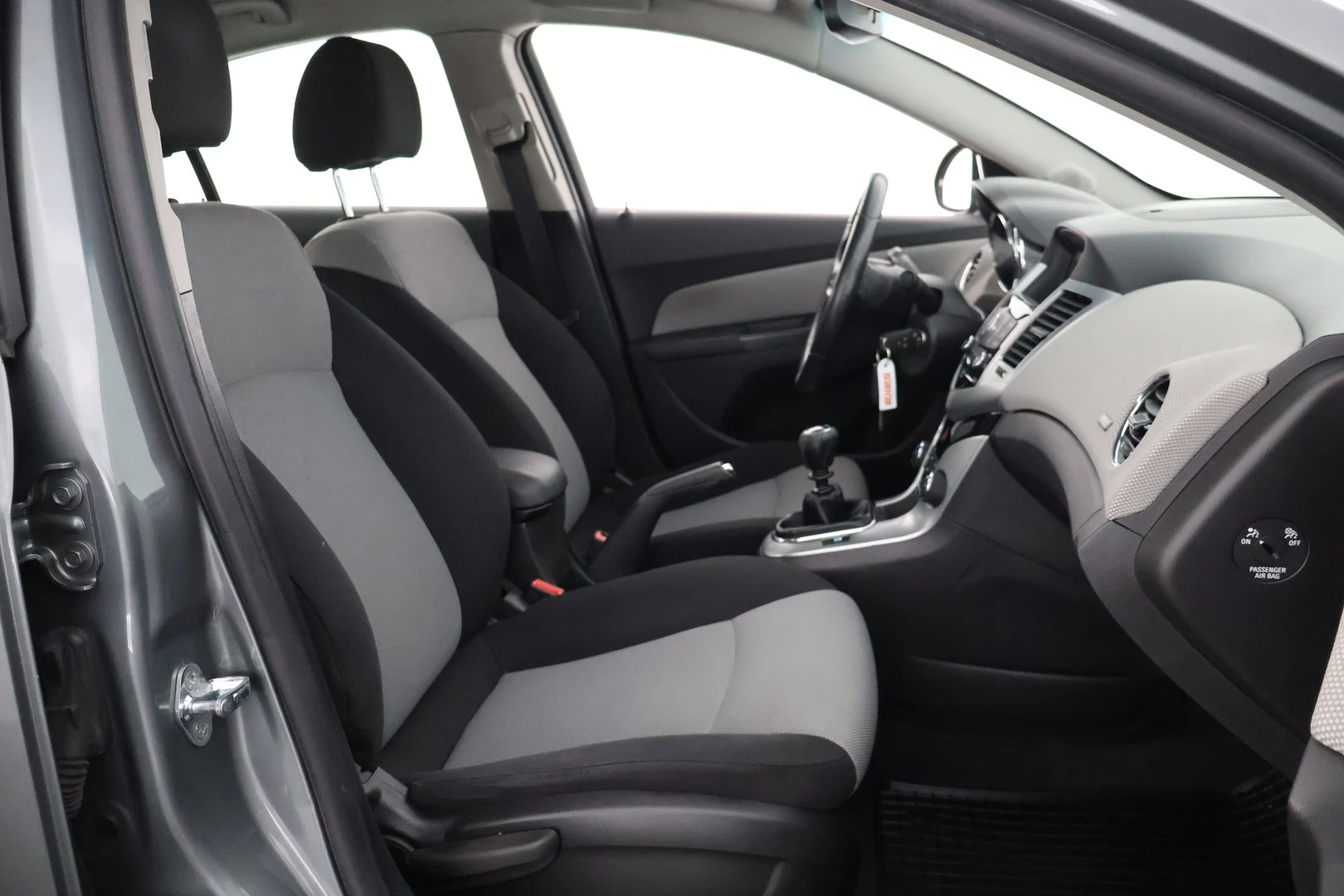Car Image - 11bkevqUIkgNsS4uPyiUYj