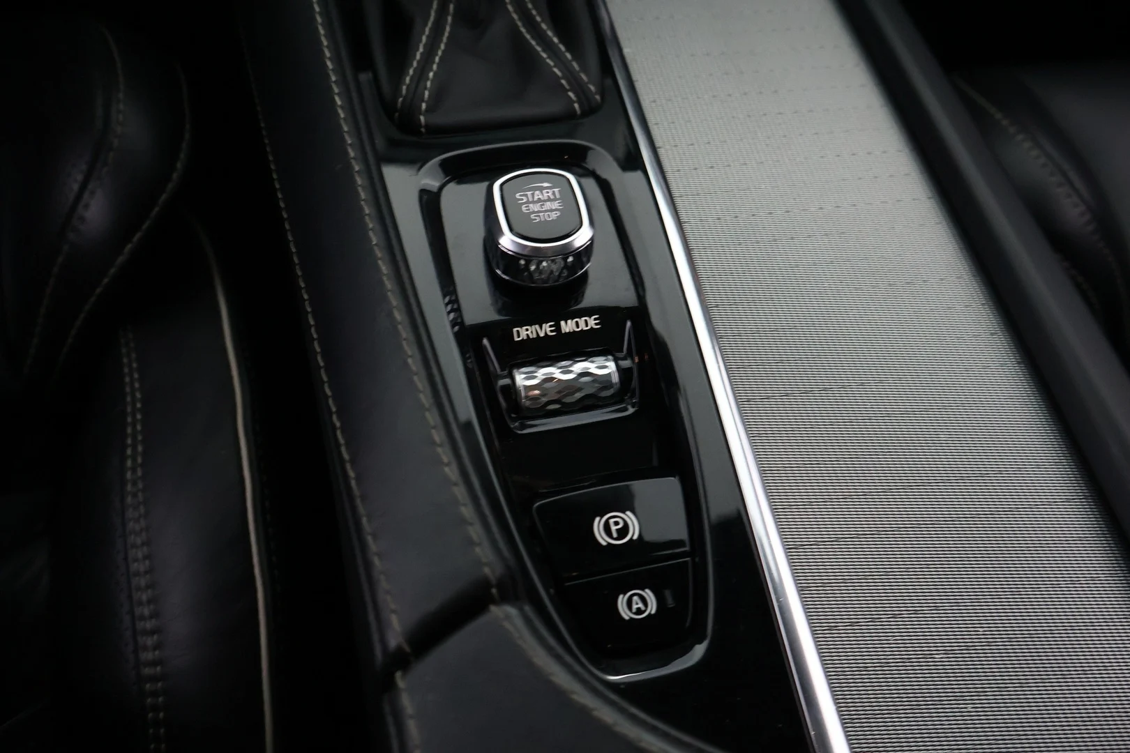 Car Image - 5zYDF0bS7pO5w2AyO0szKC