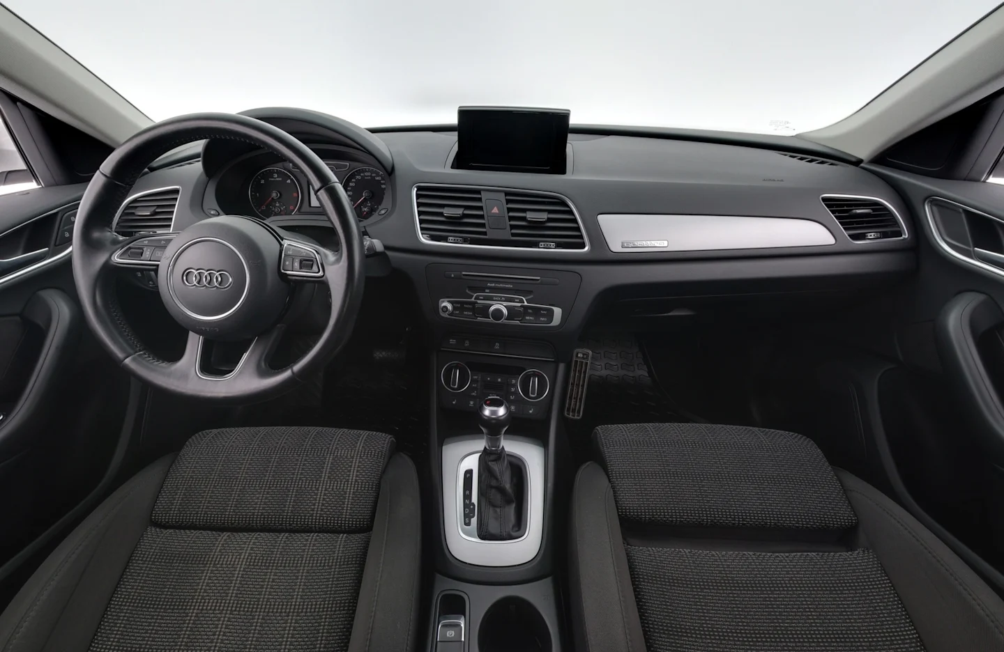 Car Image - 742MCYjj5w4aFsiSyAbi0t
