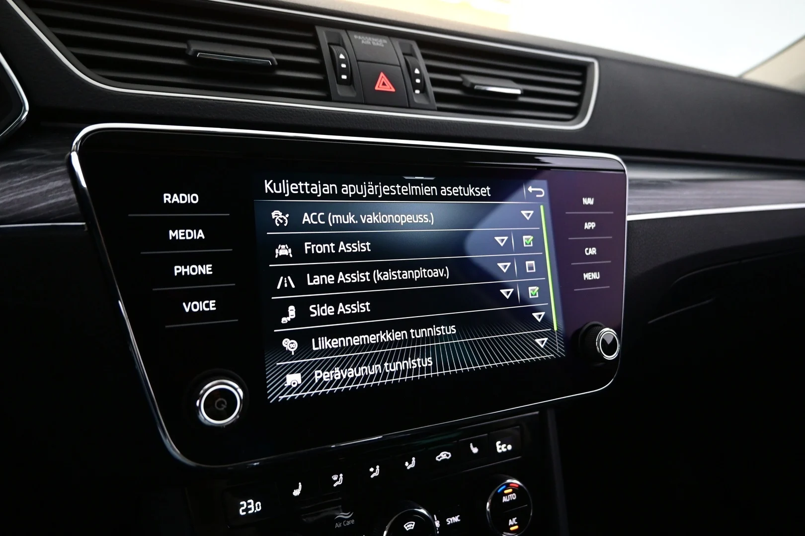 Car Image - 3S5zY9zqzUupQrTQX6AqvG
