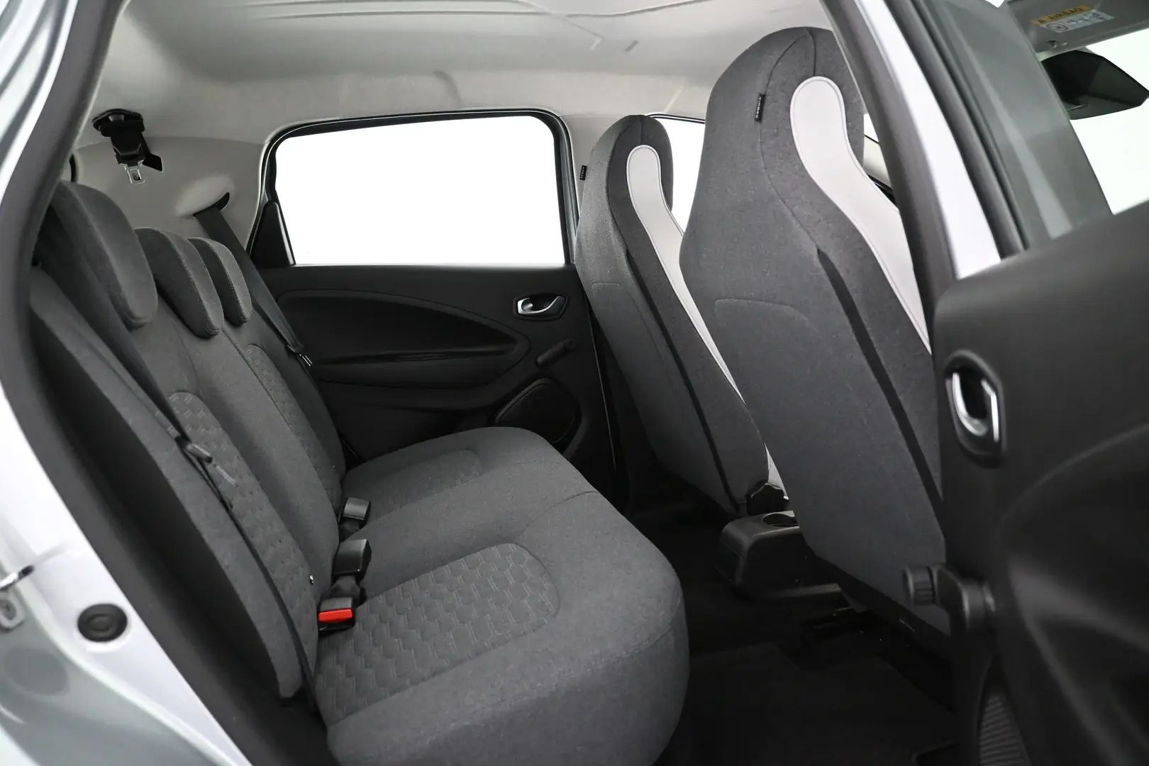 Car Image - 3Kreabs95x6cOMxSf29Dlx