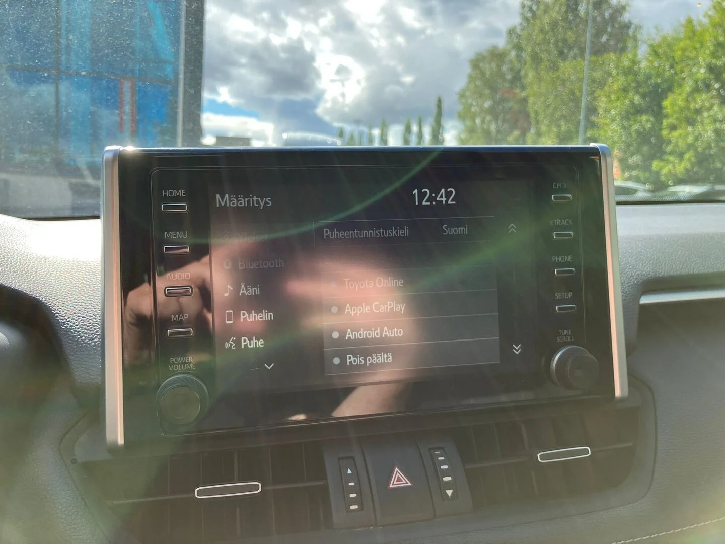 Car Image - 1URslV15dn1lADwKptylGb