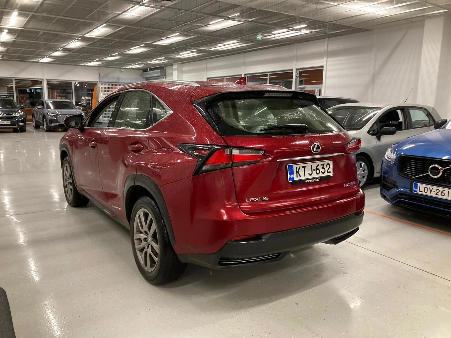 Car Image - 523x2ljBVJfQvwt9Yahd0W