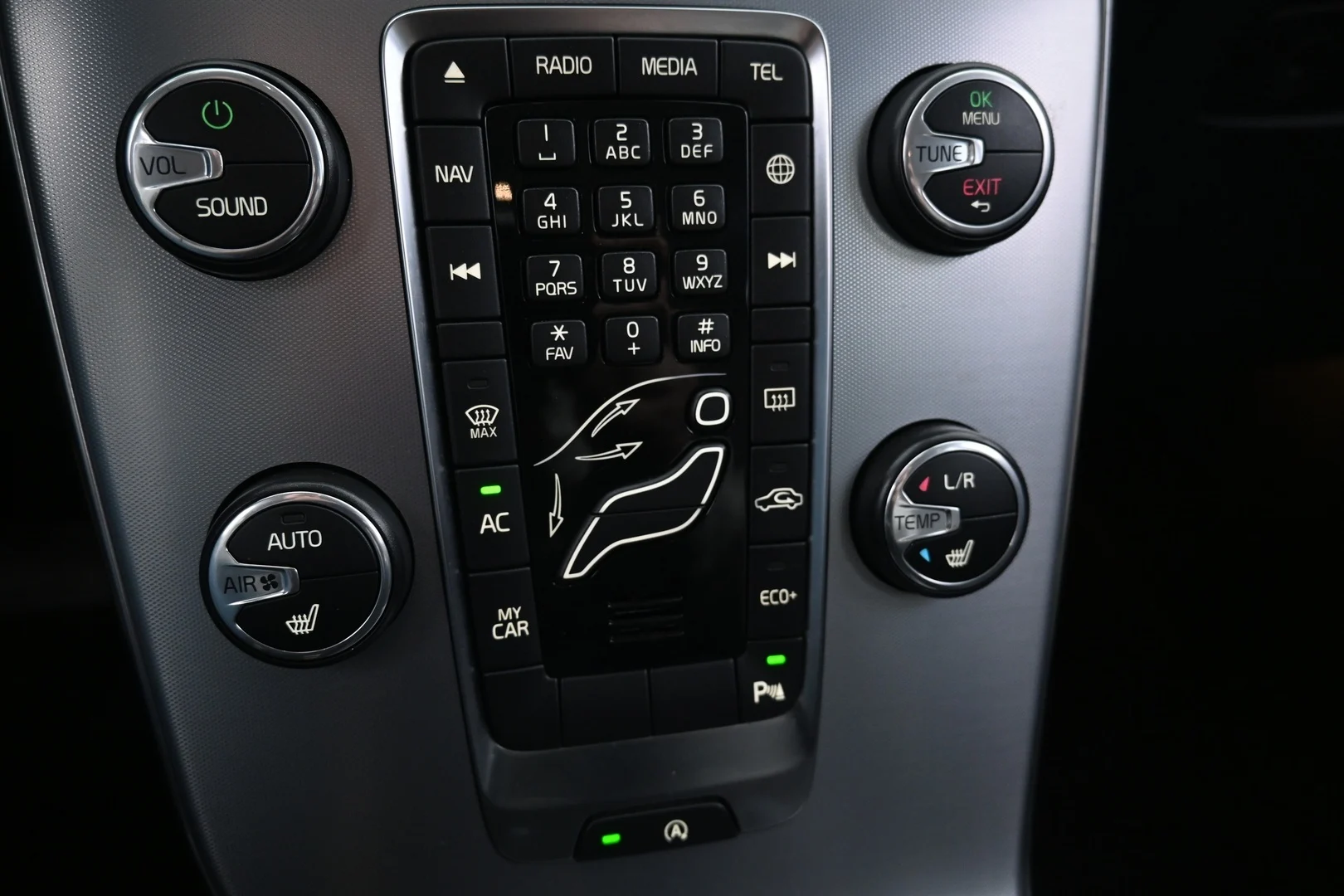 Car Image - 1QQvvZIaTRXdc9vurO8MhJ