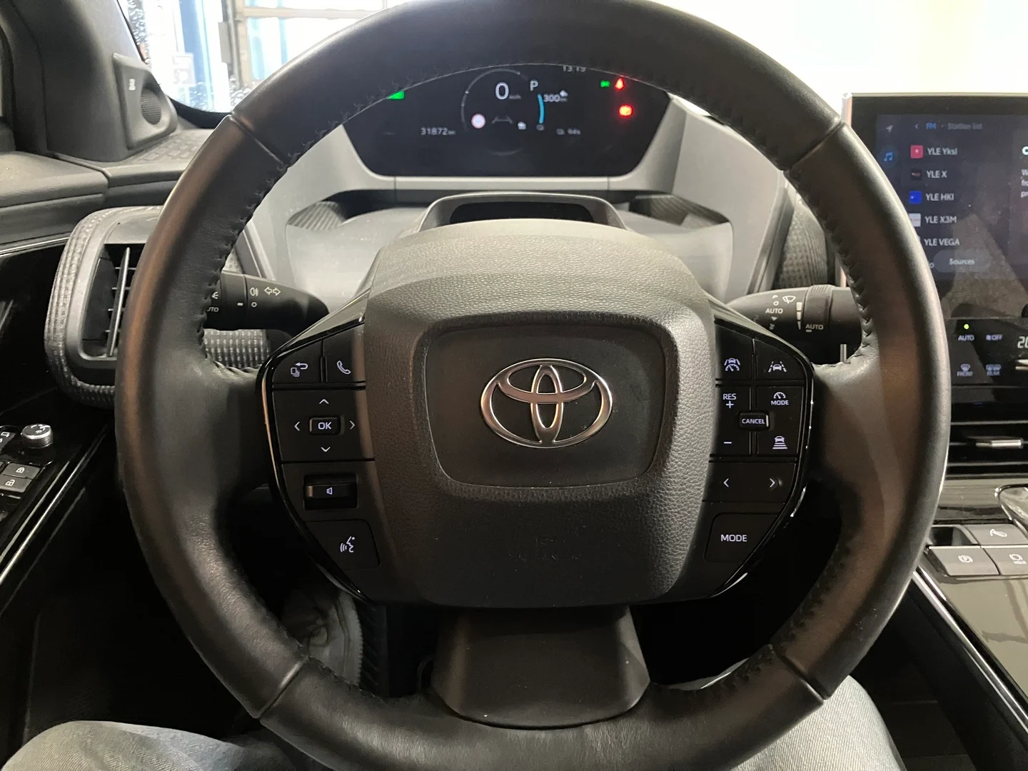 Car Image - 4fxdnUs89MjdpNzg5396HG