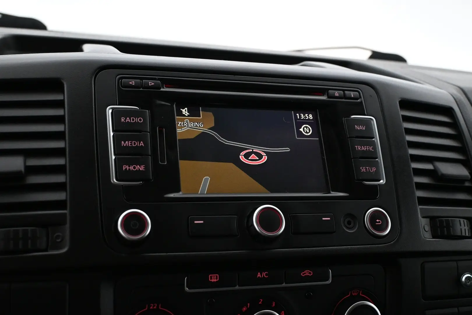 Car Image - 2xtvRw9IgmpbBlDGveDVxz