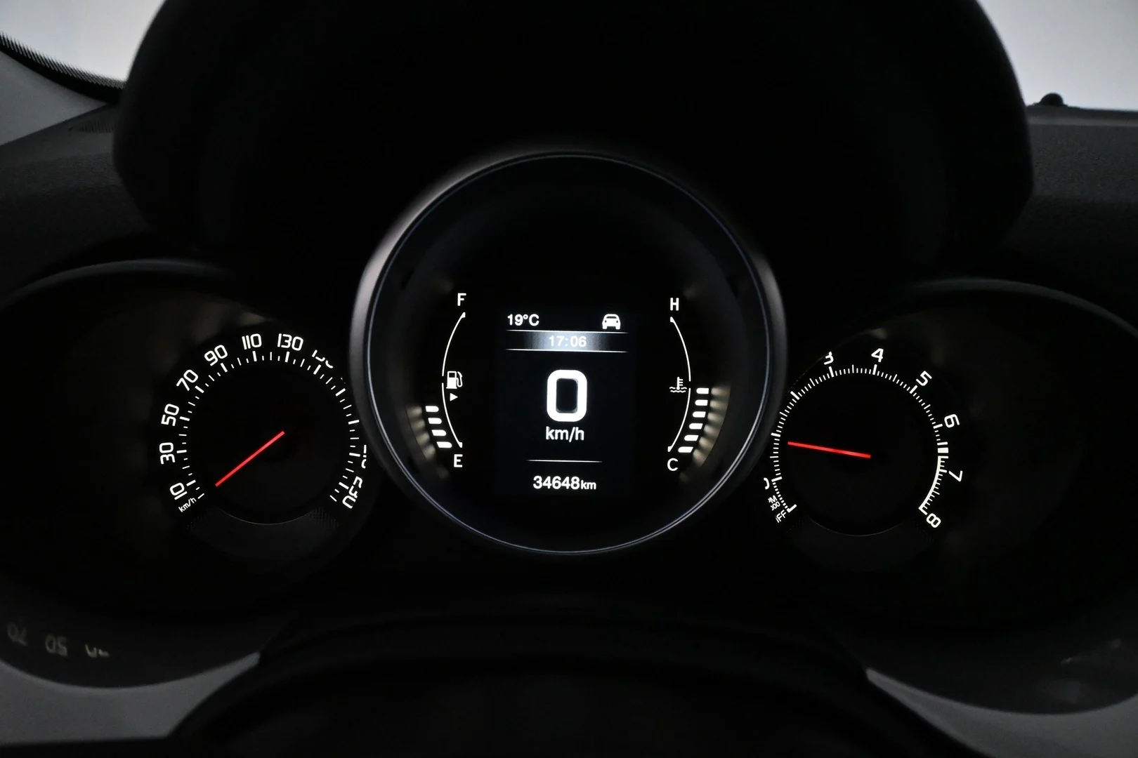 Car Image - 3WFms9UNNLzDfQb3NTgTZH