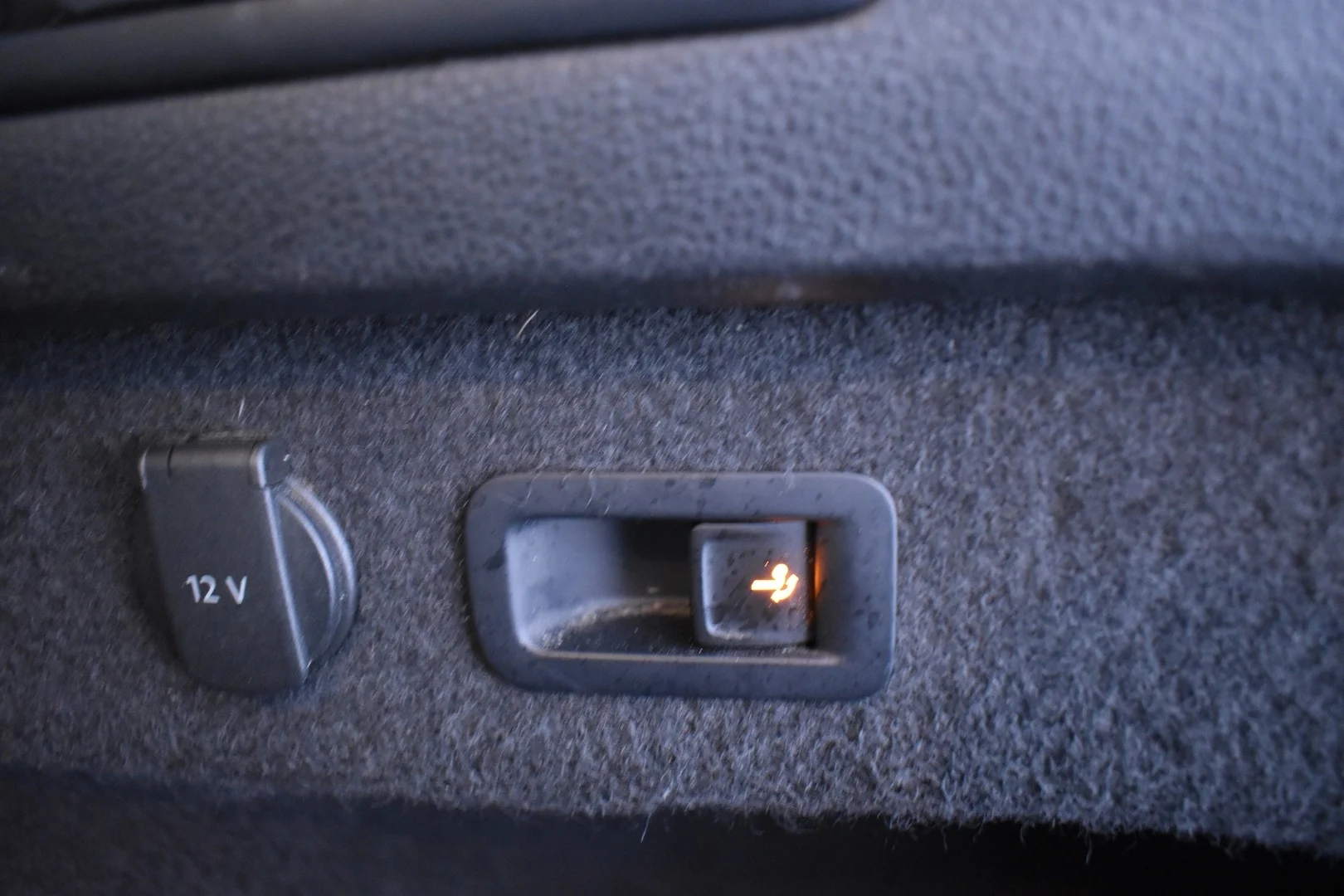 Car Image - 6QyAed53dEwFUVFkVz0F6m