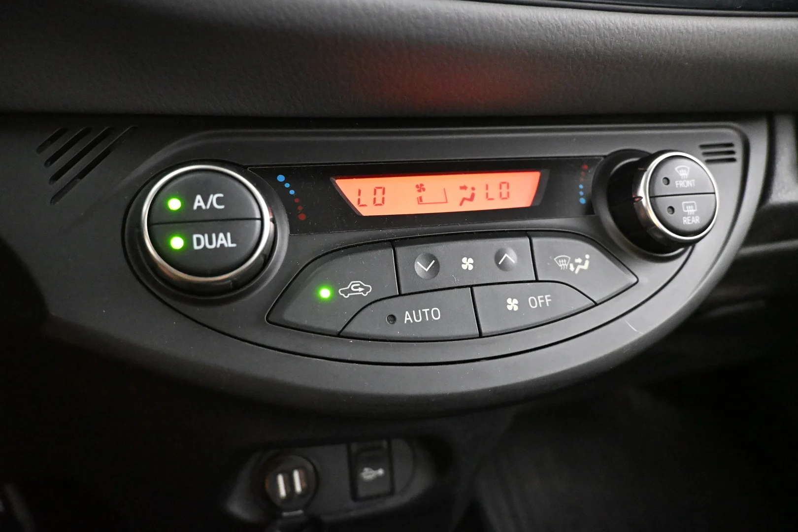 Car Image - 18dxakRdw0I2pl1BAYrXOn