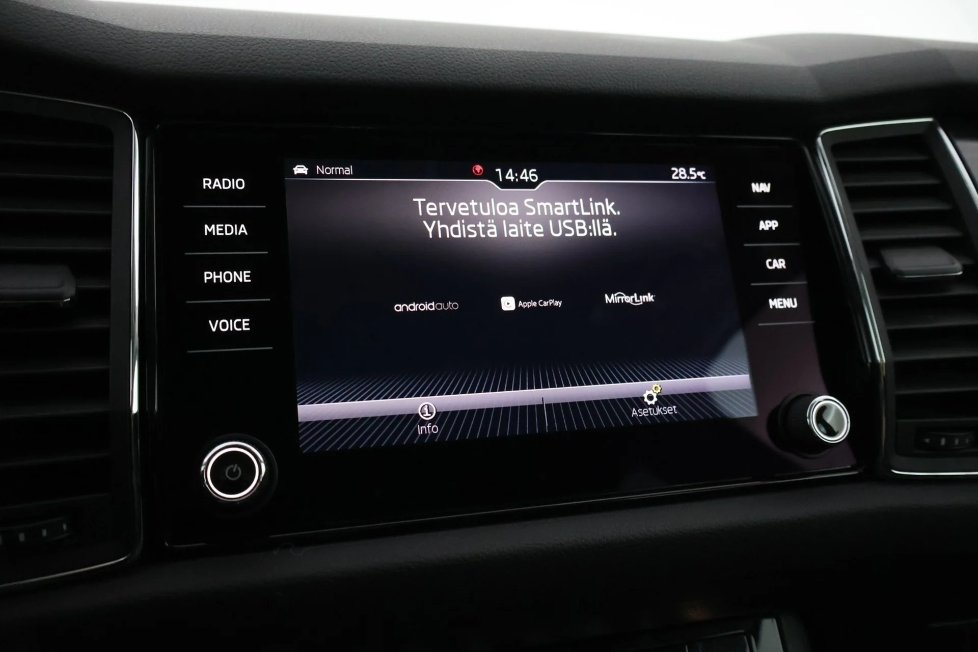 Car Image - 6JUzSTD5EVCjE8EFBwcZnj