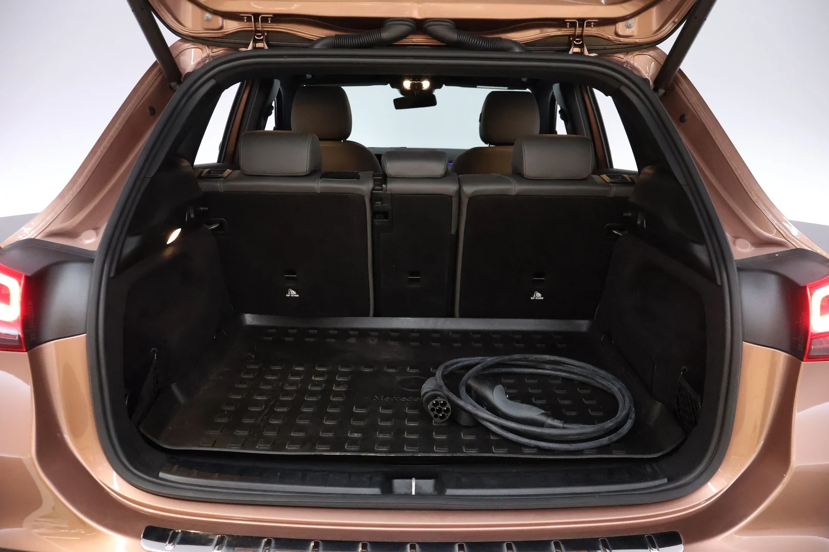 Car Image - 2D9jMyHvmd5784UUpkgluo