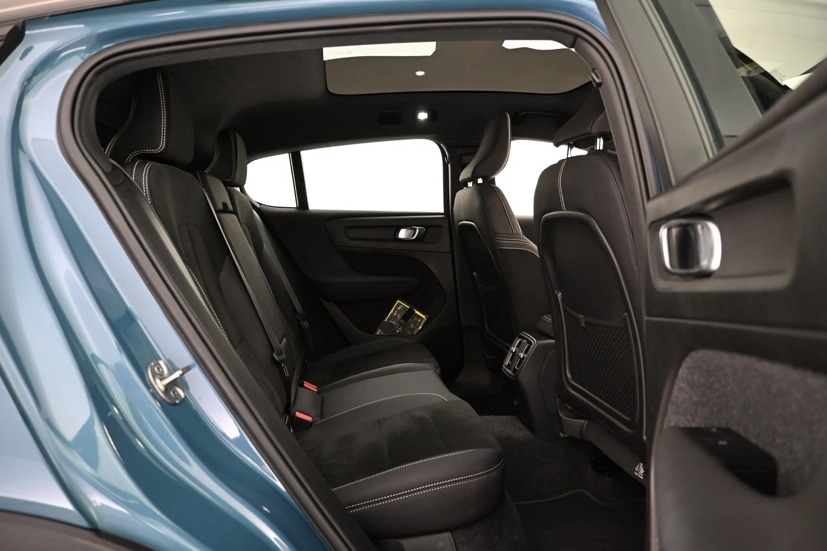 Car Image - 6YXnbaEswxtyQ6jQyCPNtD
