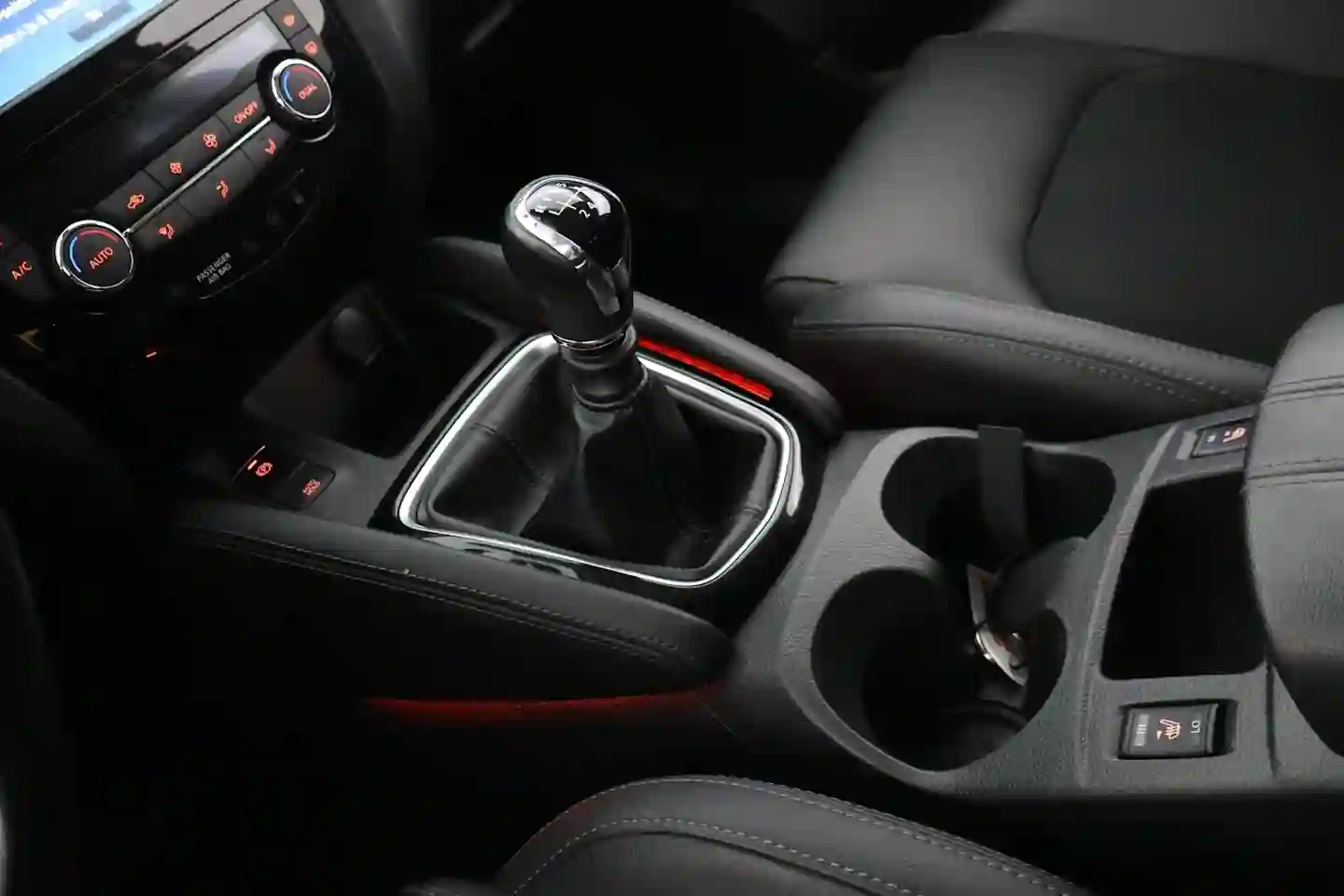 Car Image - 1OksG8heH5z9fONwzmspSi