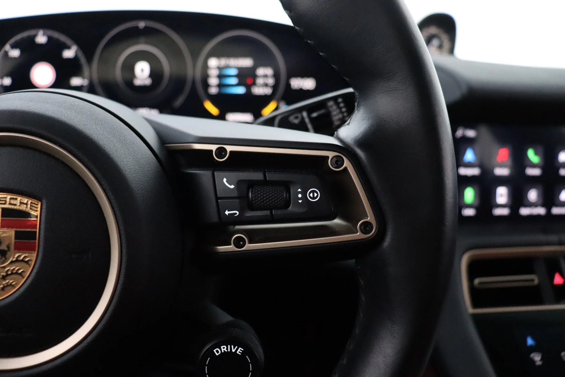 Car Image - 2JLo4MCZPJm0hz9Enlt2lf