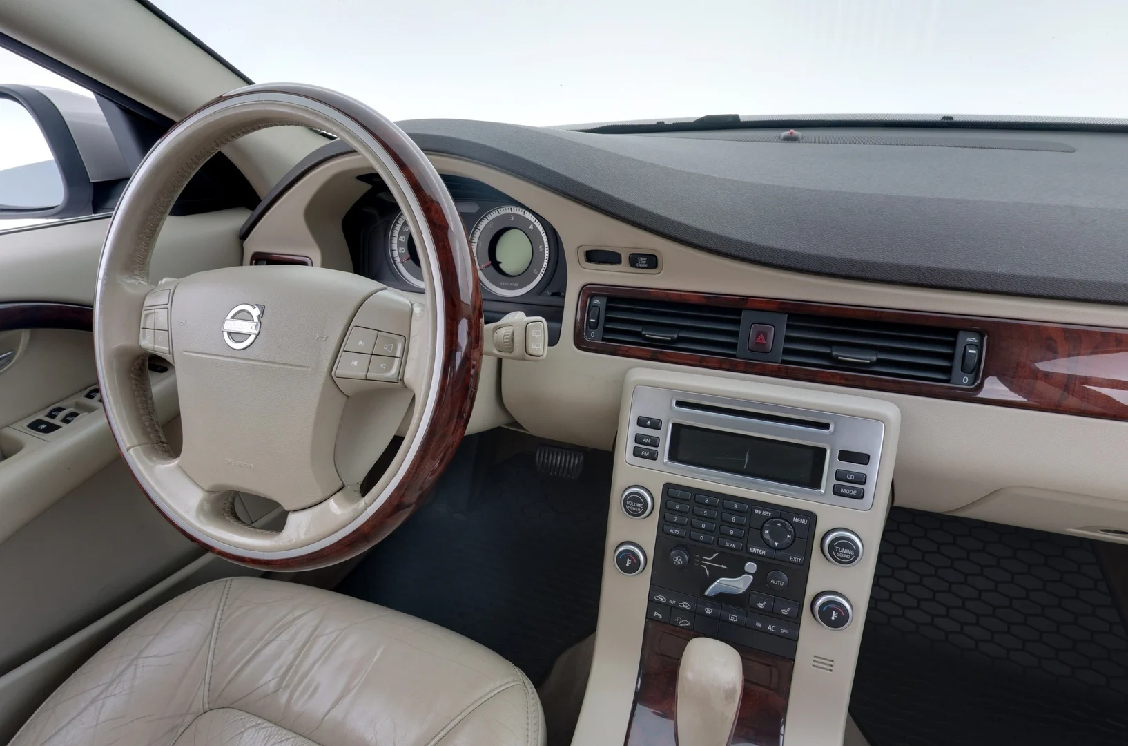 Car Image - 6j8Z0CrMx5IXVNyZ3VVeZO