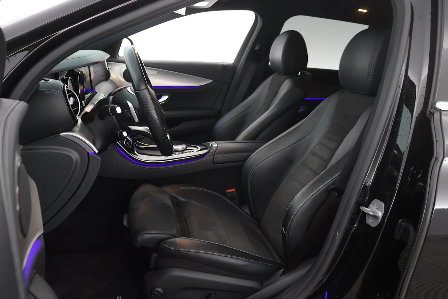 Car Image - 4tVp0VgP9OgwdiJmDYGnCe