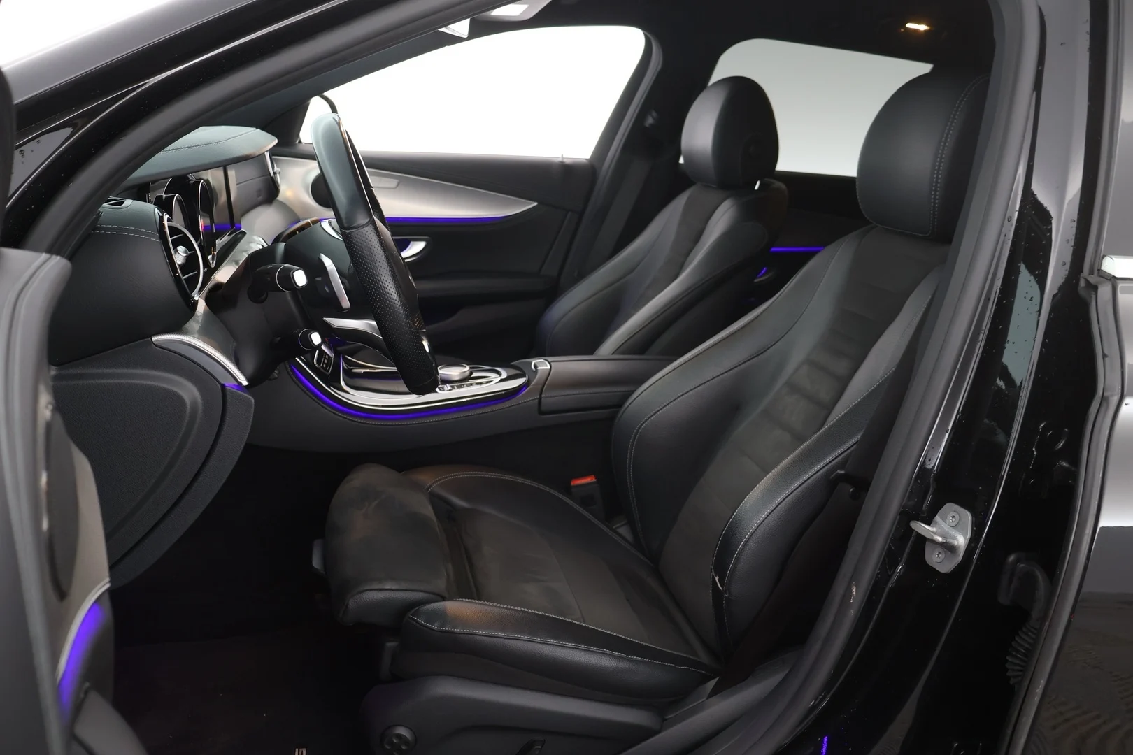 Car Image - 4tVp0VgP9OgwdiJmDYGnCe