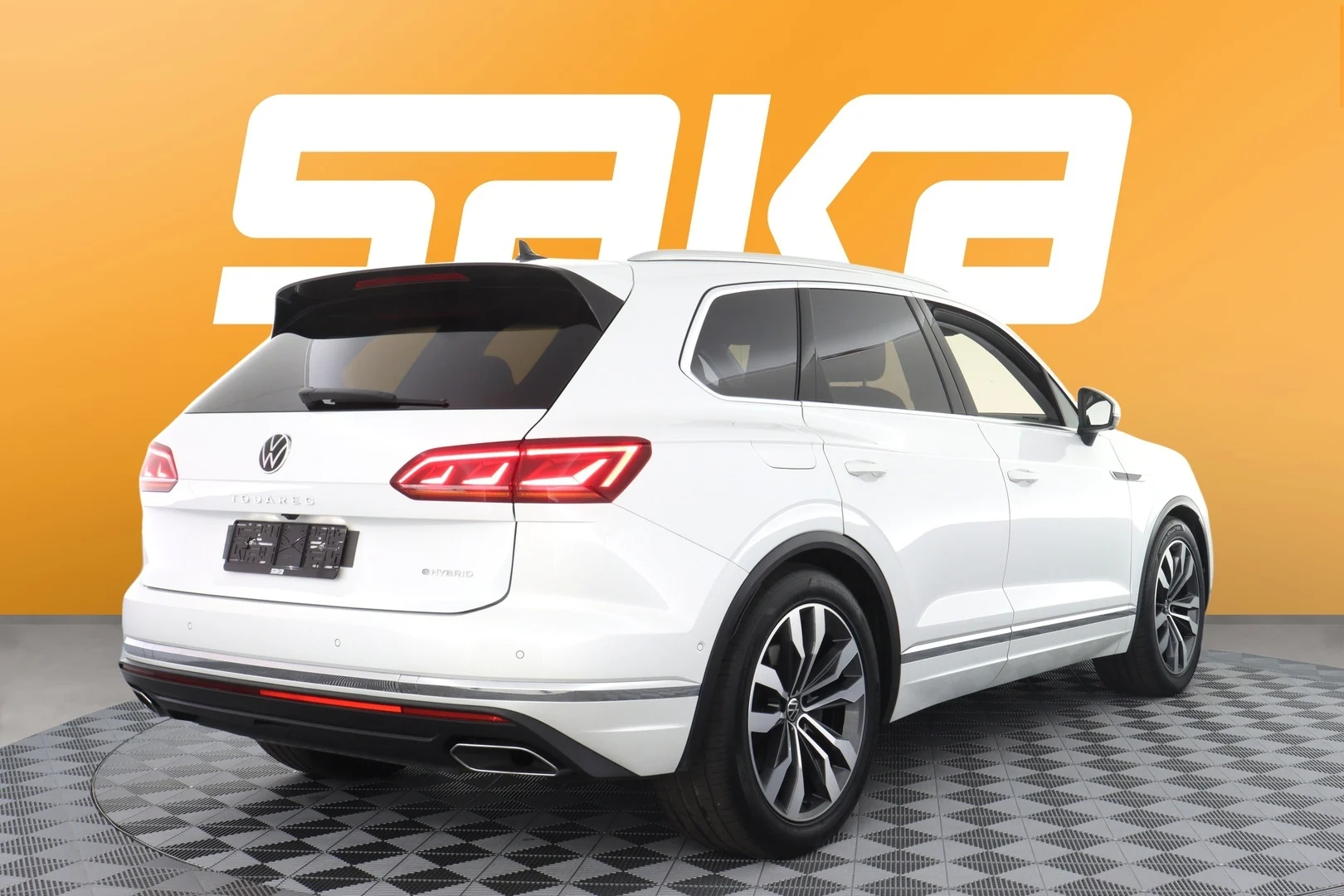 Car Image - 5IUb6rdutDkBEK2sGv5Fec