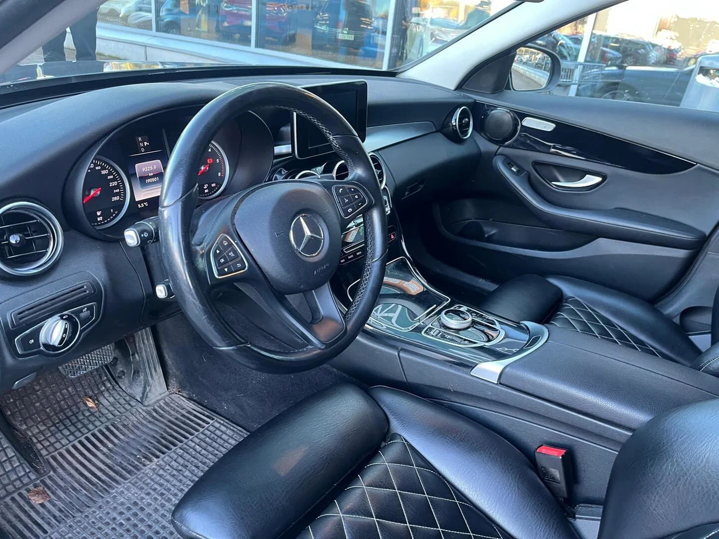 Car Image - 1FkPWvsNMyvlPUK6zSCCI2
